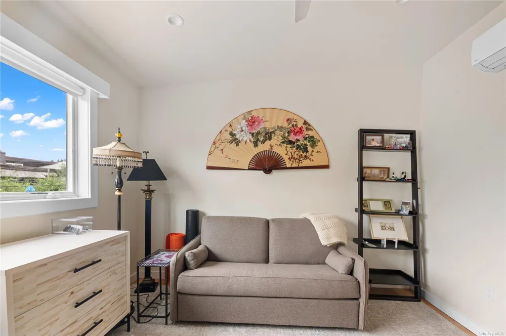 32 Schooner Walk Ocean Beach, NY 11770