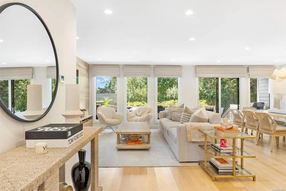 68 W Water Street Sag Harbor, NY 11963