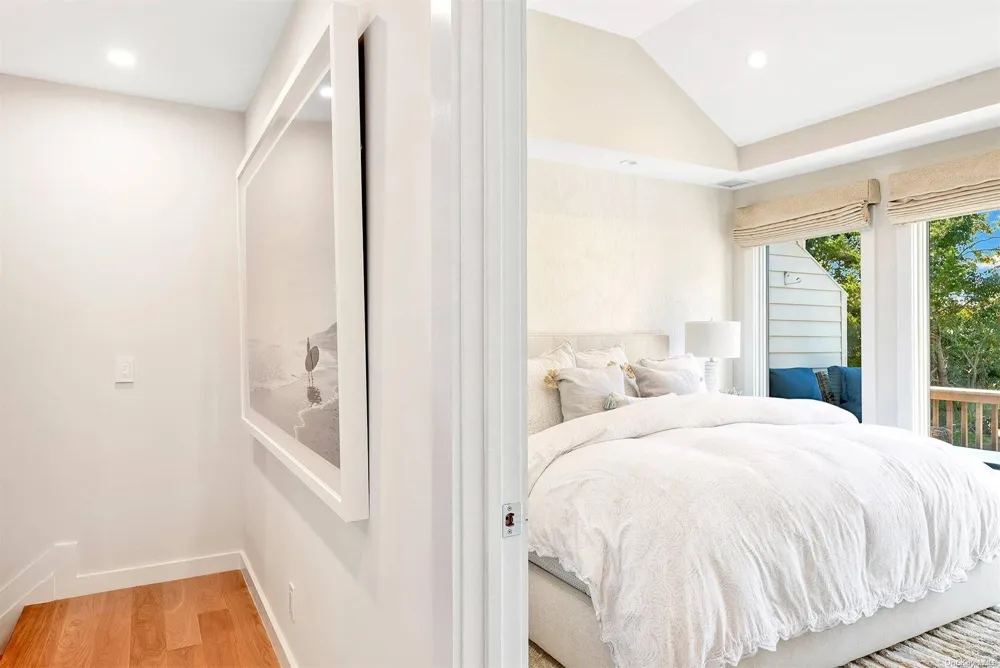 68 W Water Street Sag Harbor, NY 11963