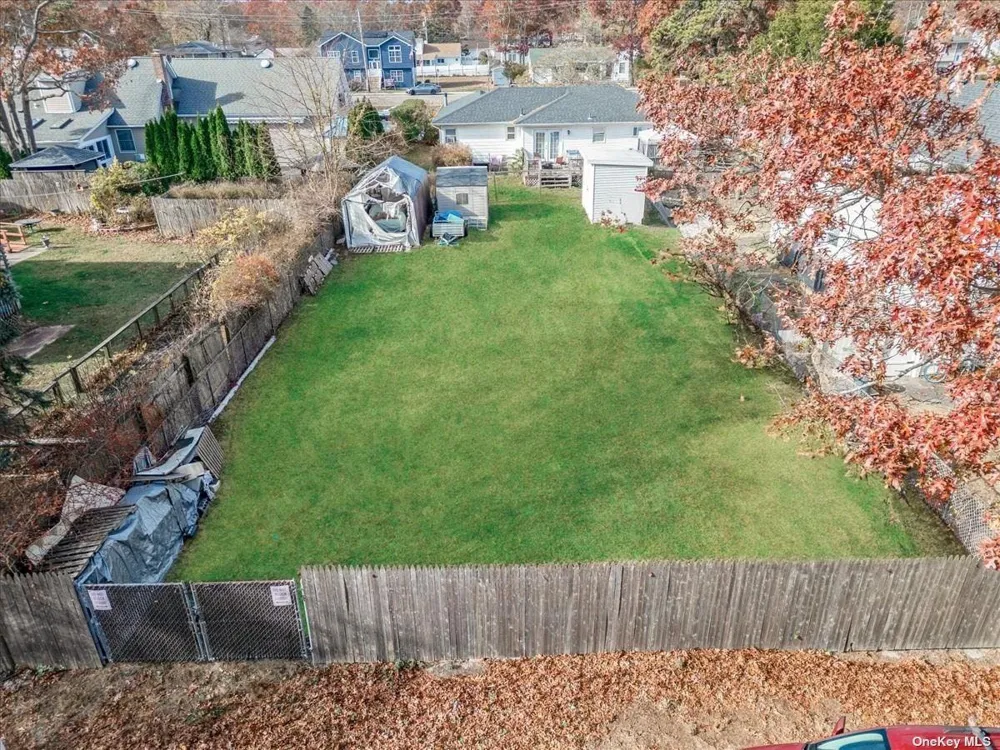 Maplewood Drive Shirley, NY 11967