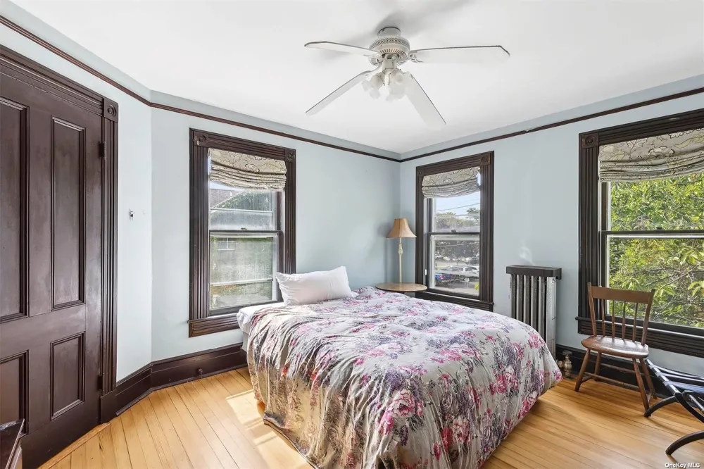 151 Bay Avenue Greenport, NY 11944