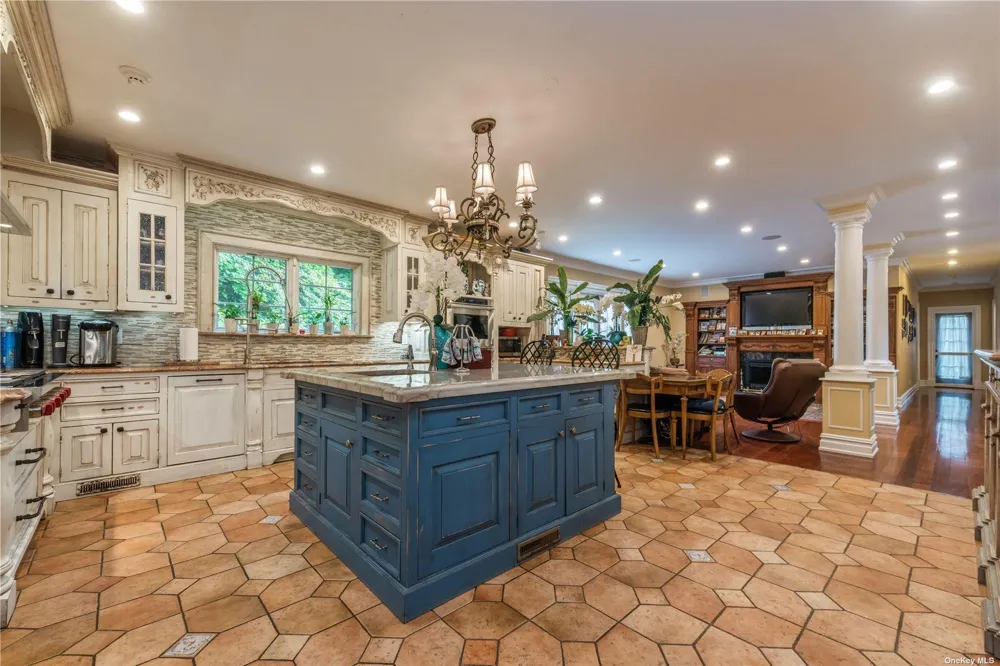 106 Willow Road Woodsburgh, NY 11598