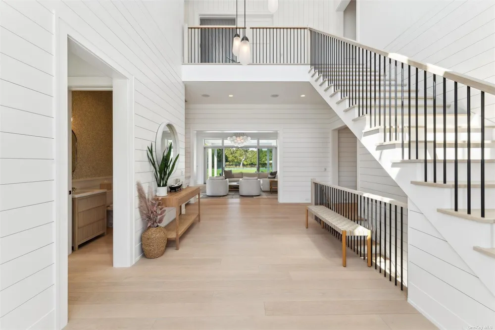 53A Tanners Neck Lane Westhampton, NY 11977