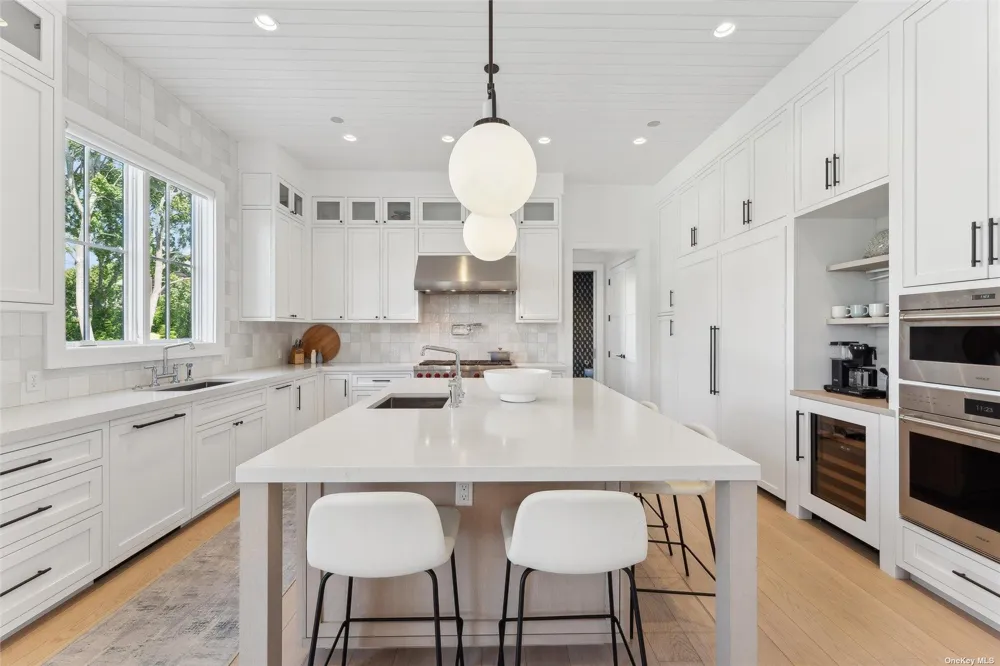 53A Tanners Neck Lane Westhampton, NY 11977