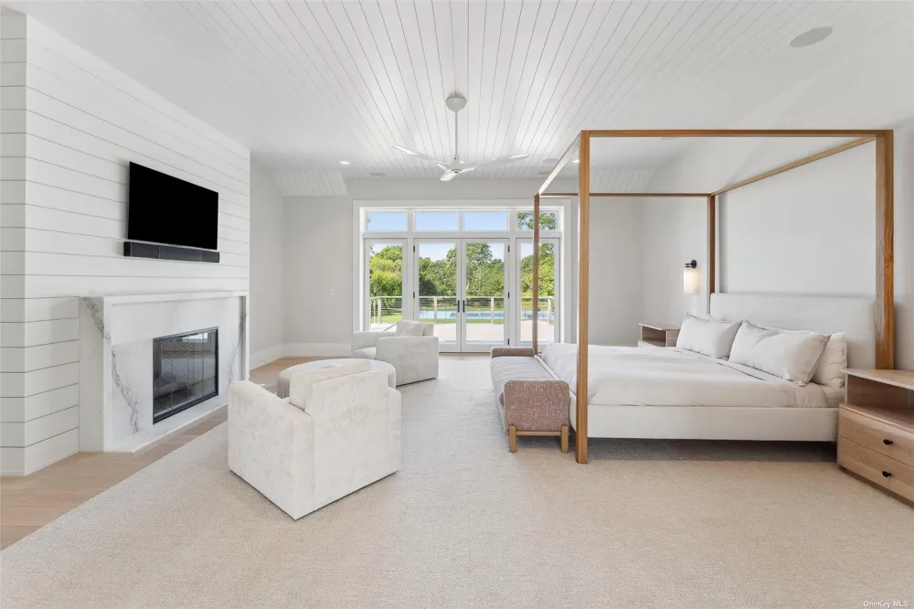 53A Tanners Neck Lane Westhampton, NY 11977