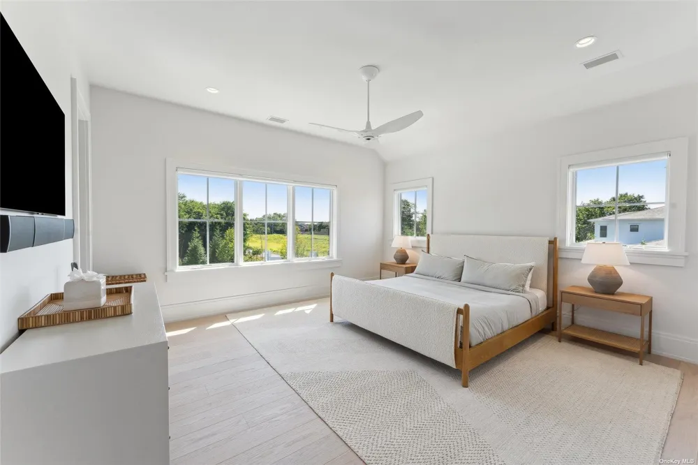 53A Tanners Neck Lane Westhampton, NY 11977