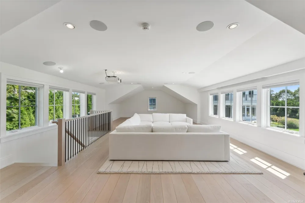 53A Tanners Neck Lane Westhampton, NY 11977