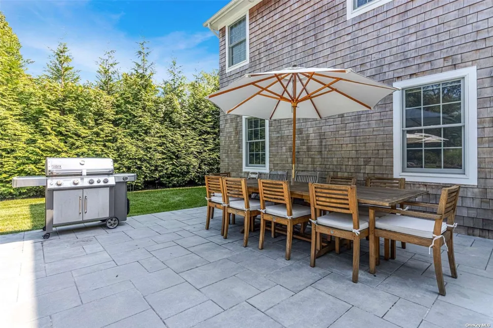 75 Clearview Avenue Southold, NY 11971