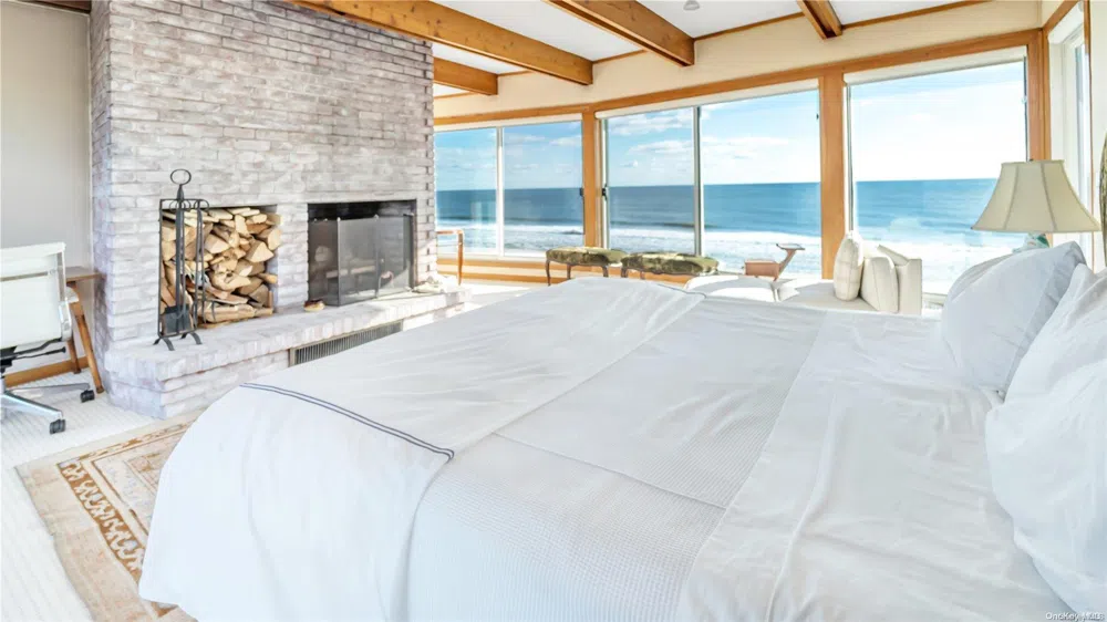 222 Dune Quogue, NY 11959