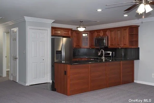 143 Overlook Drive #143 Farmingville, NY 11738
