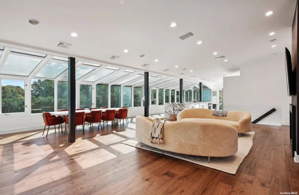 69 Three Mile Harbor Drive East Hampton, NY 11937