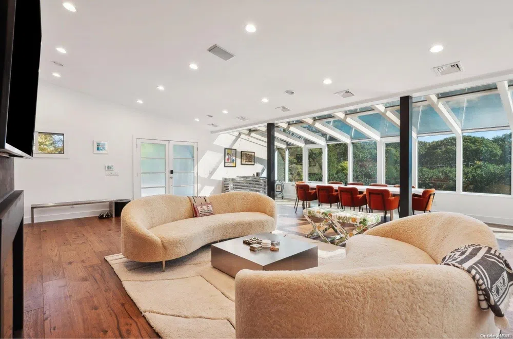 69 Three Mile Harbor Drive East Hampton, NY 11937