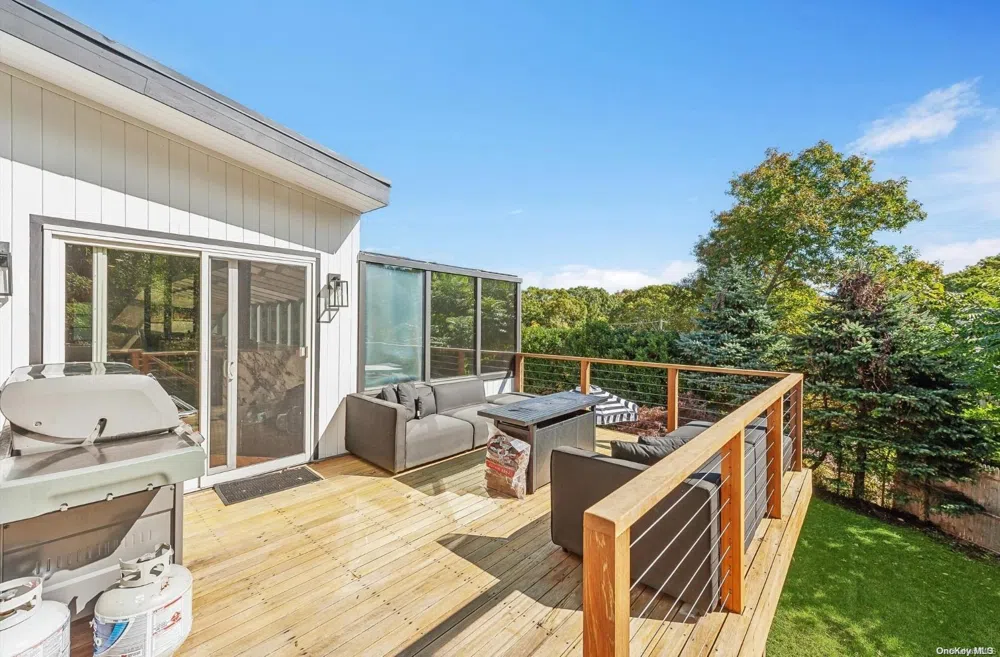 69 Three Mile Harbor Drive East Hampton, NY 11937