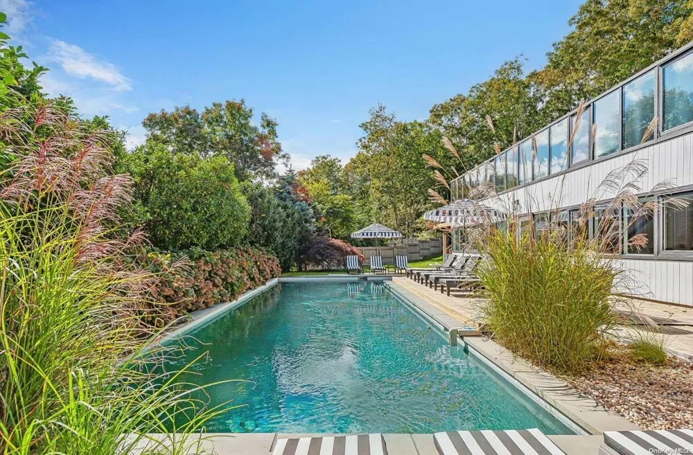 69 Three Mile Harbor Drive East Hampton, NY 11937