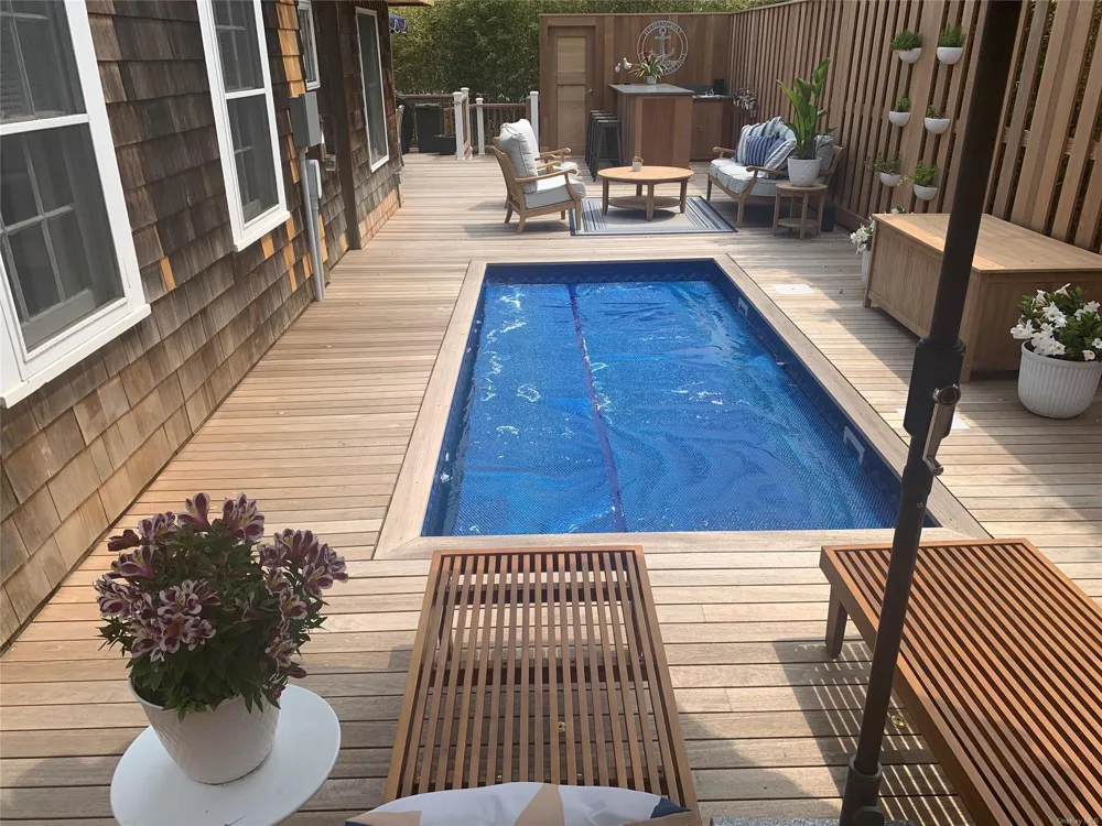 507 Bayberry Walk Ocean Beach, NY 11770