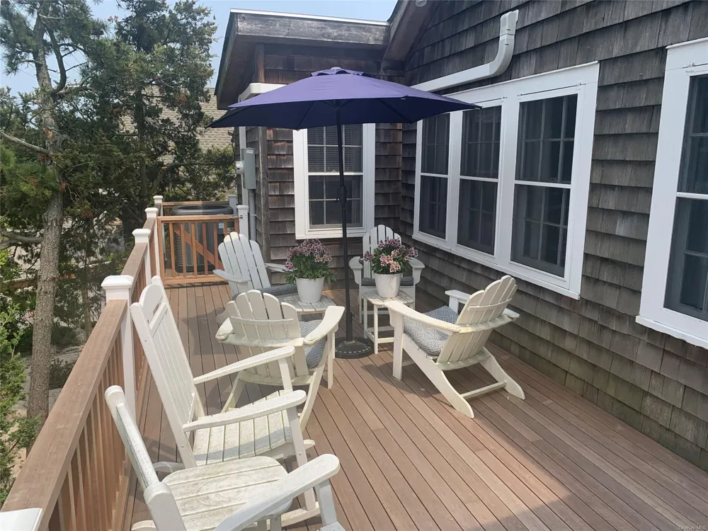 507 Bayberry Walk Ocean Beach, NY 11770