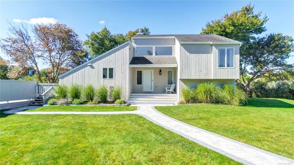 19 Rogers Lane Remsenburg, NY 11960