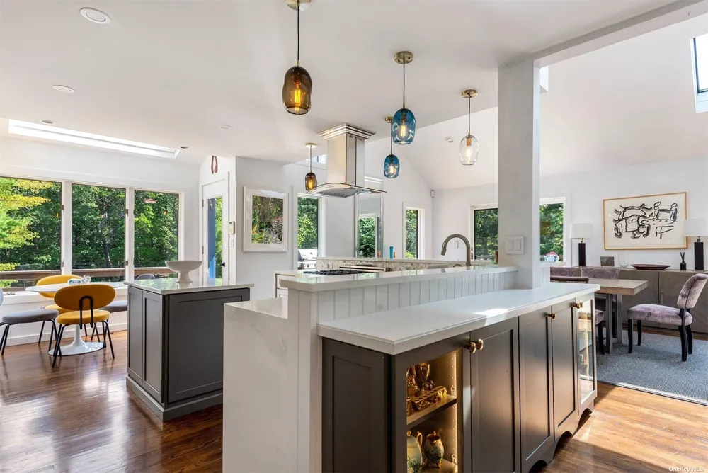 643 Stephen Hands Path East Hampton, NY 11937
