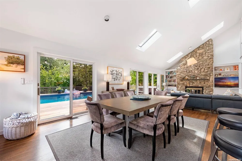 643 Stephen Hands Path East Hampton, NY 11937