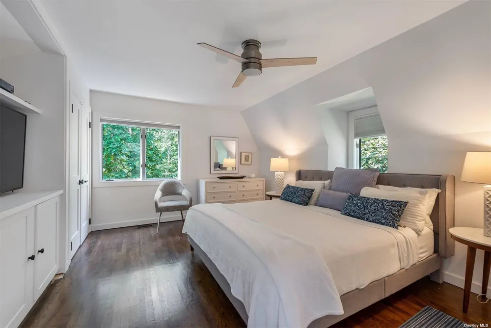 643 Stephen Hands Path East Hampton, NY 11937