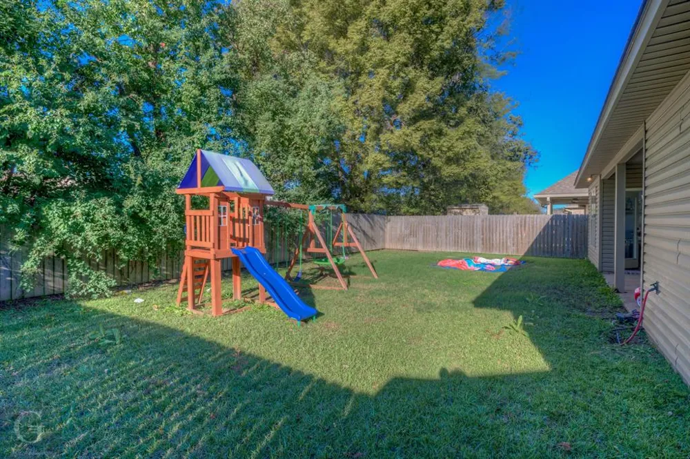 1104 Eli Connor Drive Bossier City, LA 71112