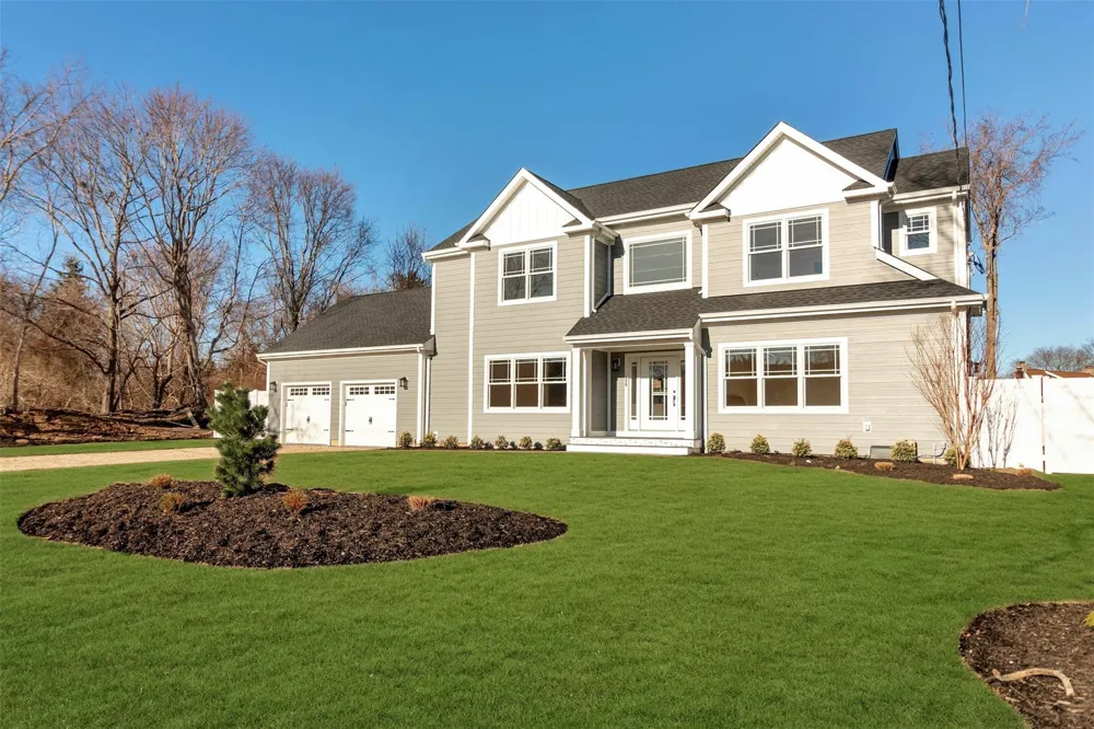 950 Tasker Lane Greenport, NY 11944