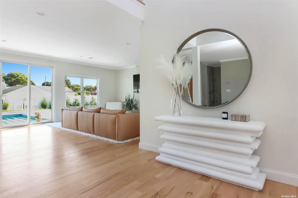 950 Tasker Lane Greenport, NY 11944