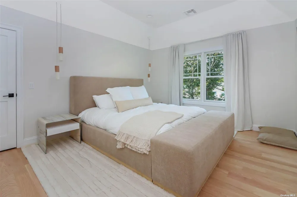 950 Tasker Lane Greenport, NY 11944