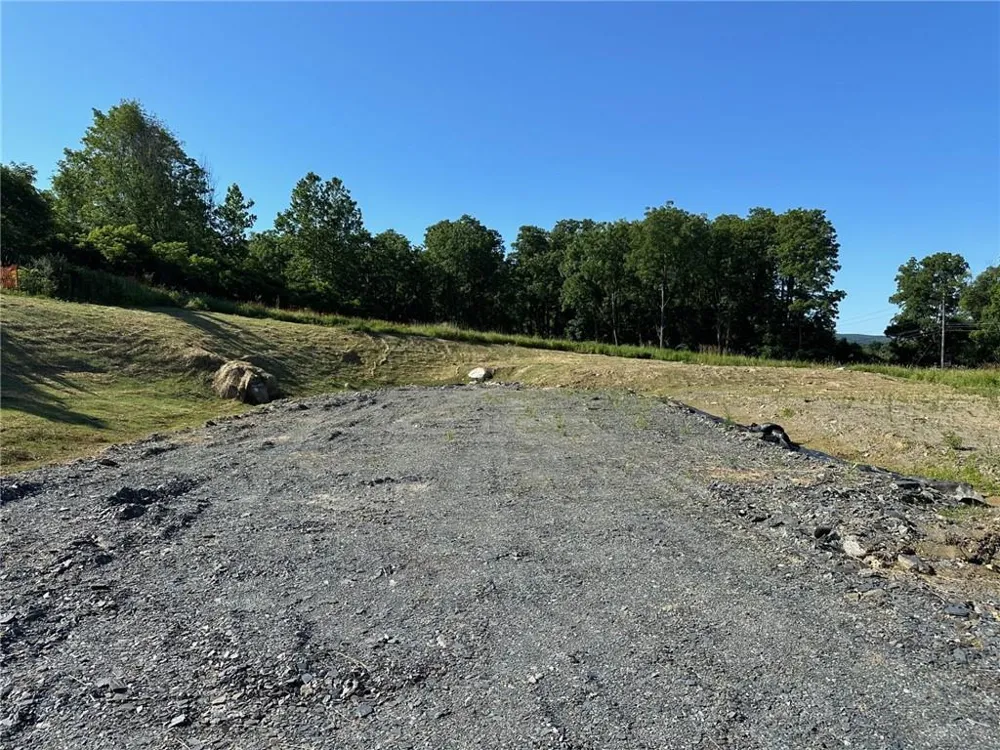 2729 Route 55 Poughquag, NY 12570
