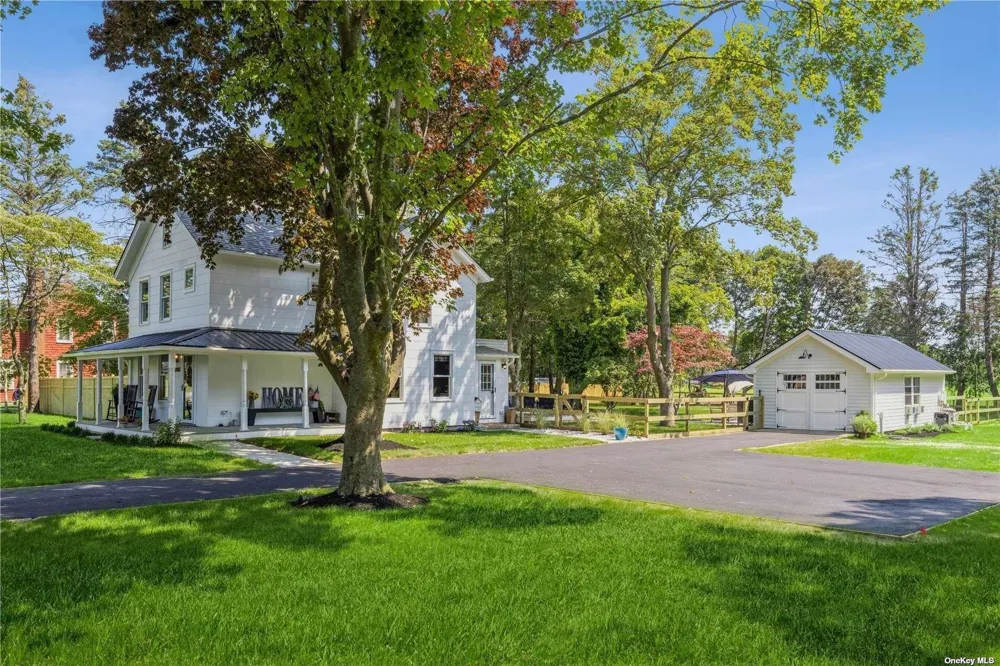 3400 Youngs Avenue Southold, NY 11971