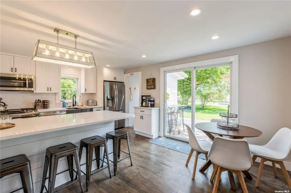 3400 Youngs Avenue Southold, NY 11971