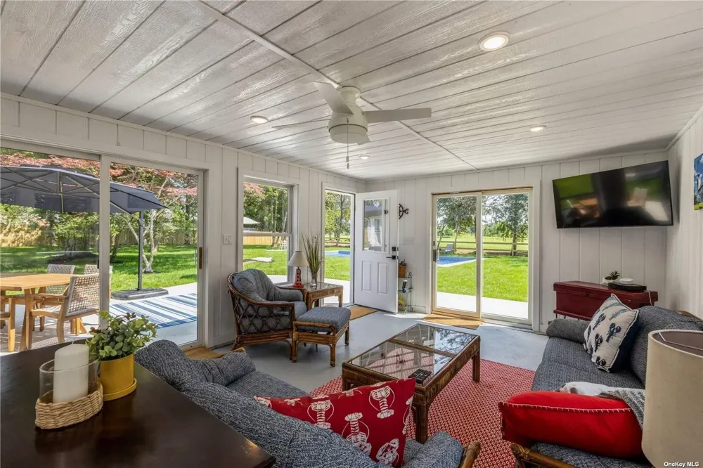 3400 Youngs Avenue Southold, NY 11971