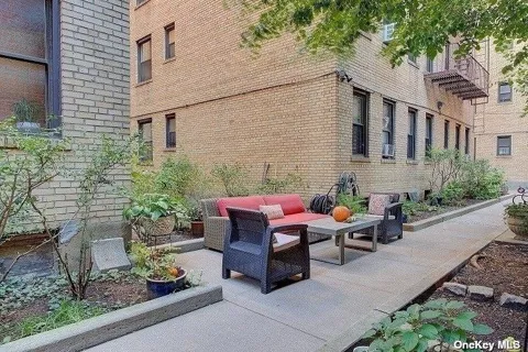 82-16 34 AVENUE #3E