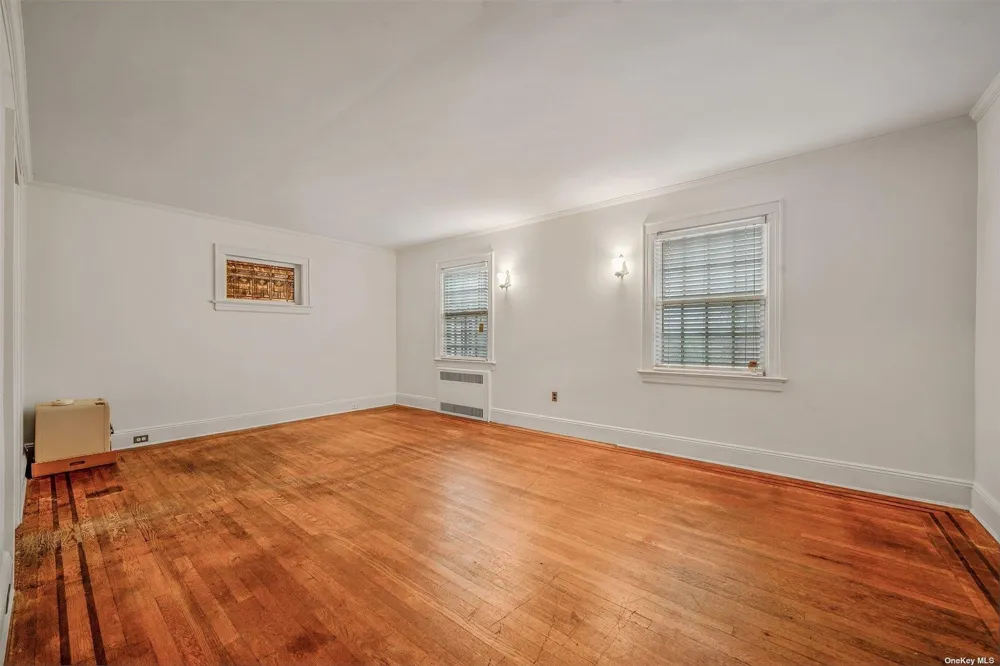 60-14 60th Avenue Maspeth, NY 11378