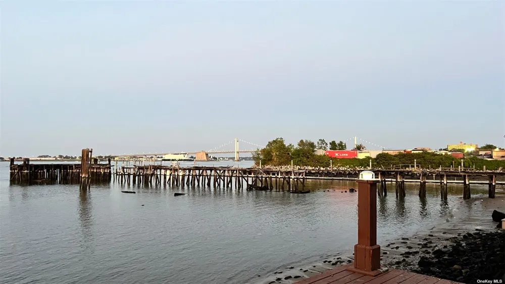 150-123 Powells Cove Boulevard Whitestone, NY 11357