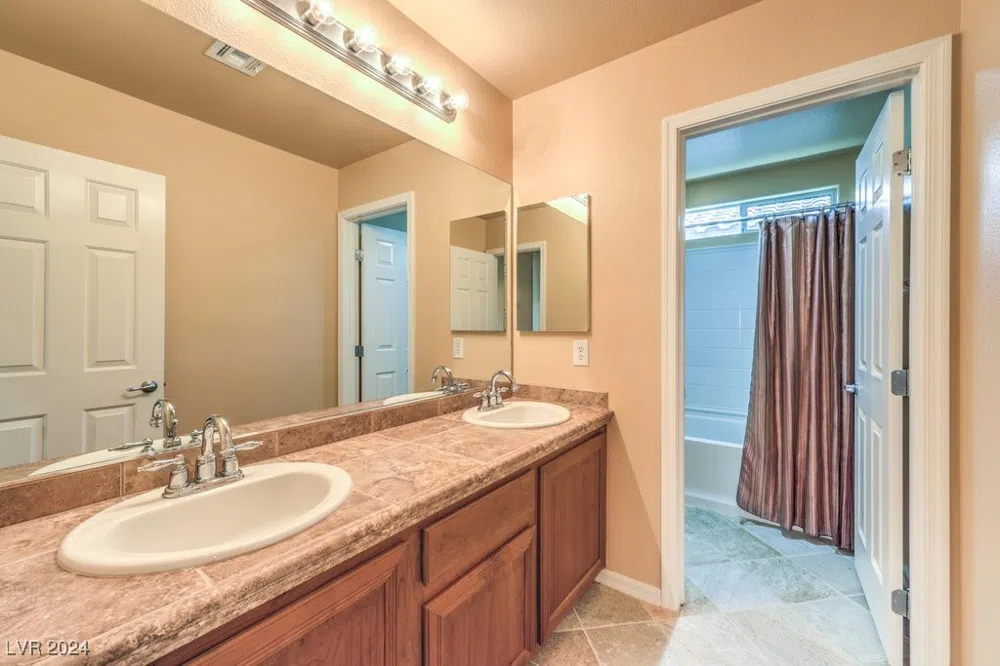 315 Foster Springs Road Las Vegas, NV 89148