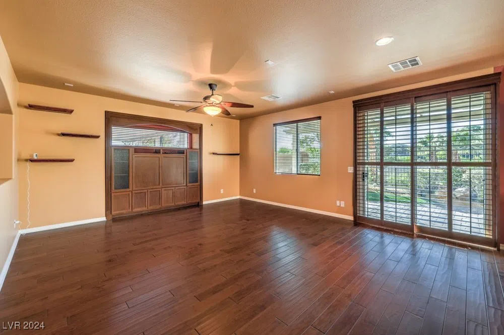 315 Foster Springs Road Las Vegas, NV 89148