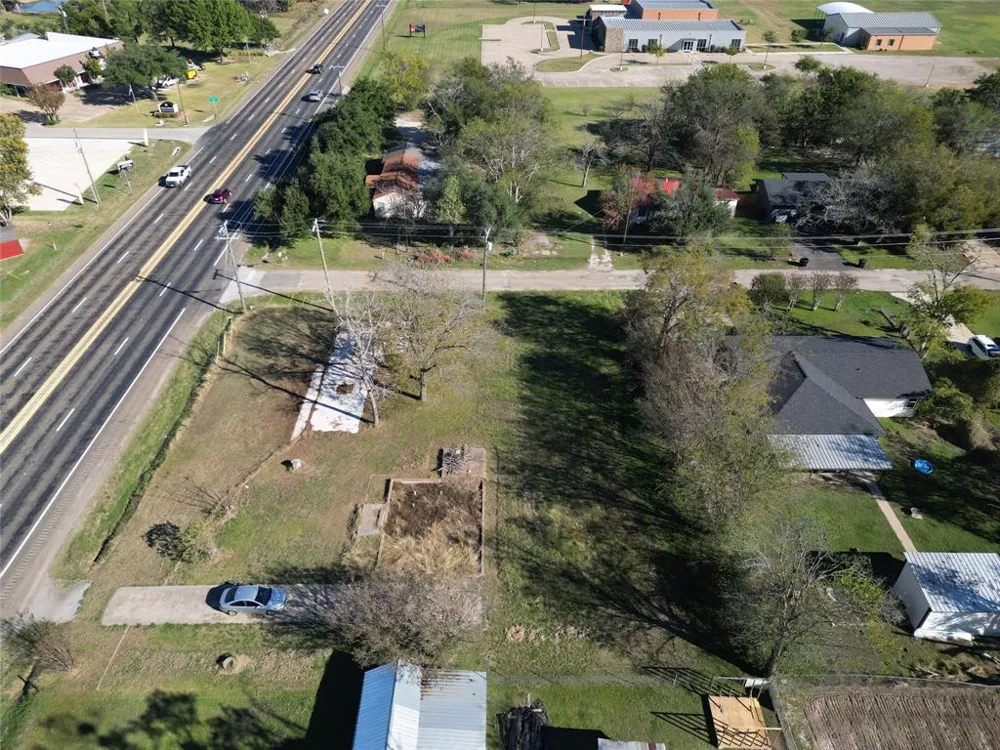 1514 E US-80 Wills Point, TX 75773