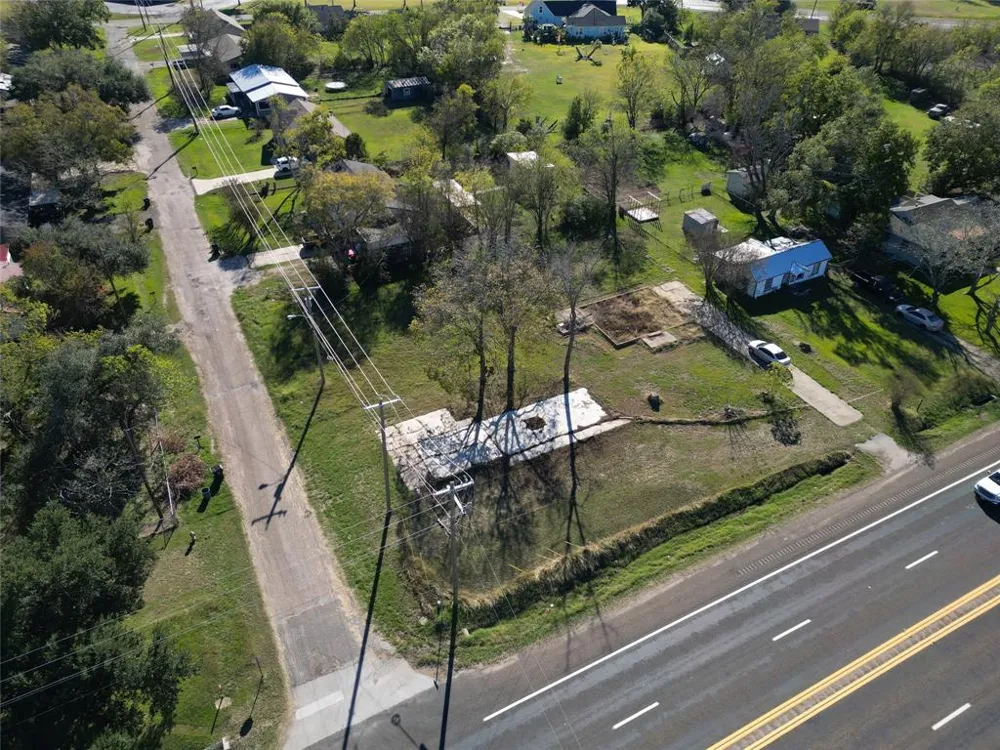 1514 E US-80 Wills Point, TX 75773