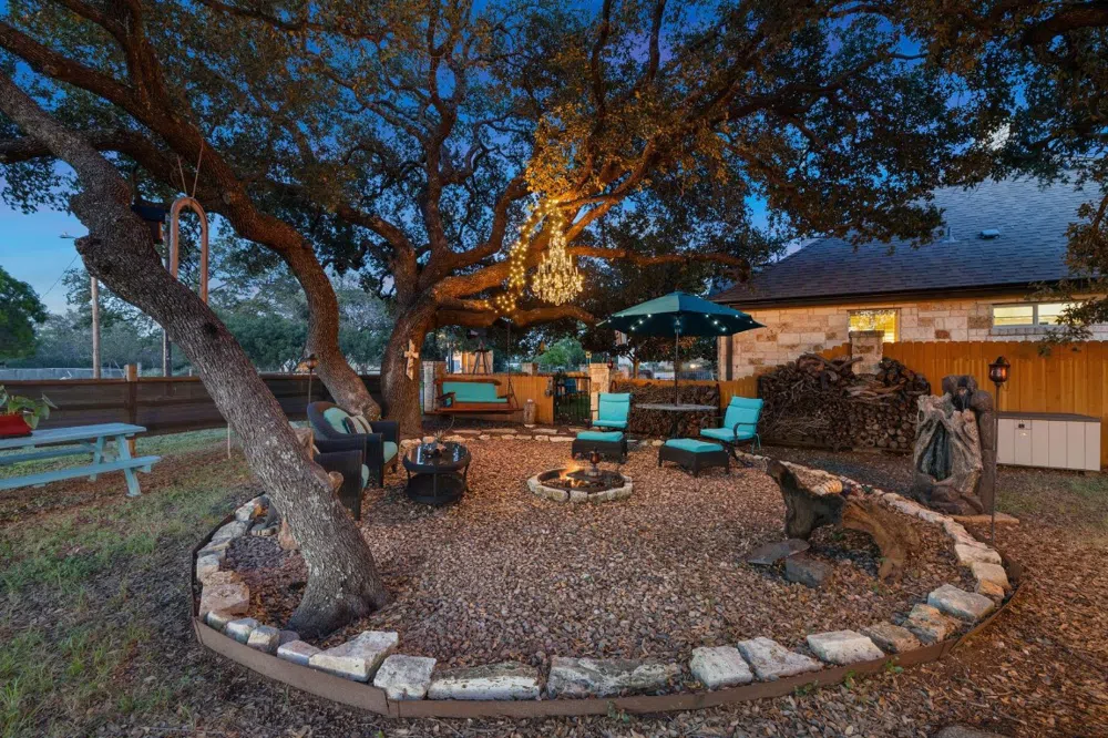 115 W Bluebriar Drive Marble Falls, TX 78654
