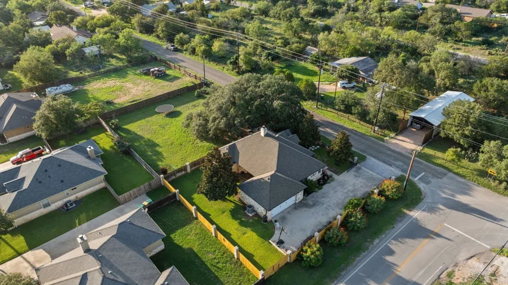 115 W Bluebriar Drive Marble Falls, TX 78654