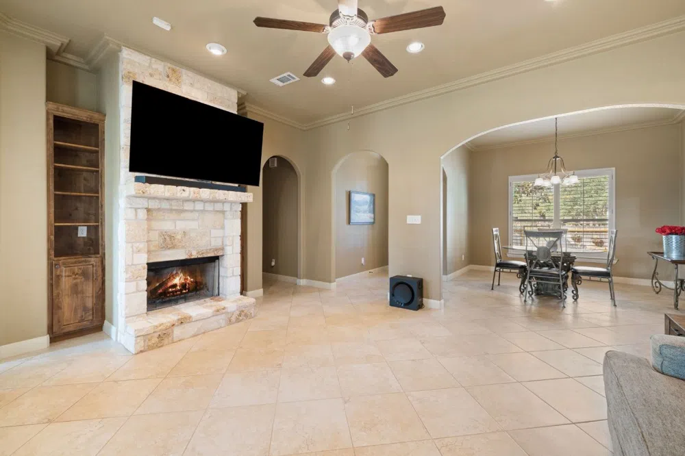 115 W Bluebriar Drive Marble Falls, TX 78654