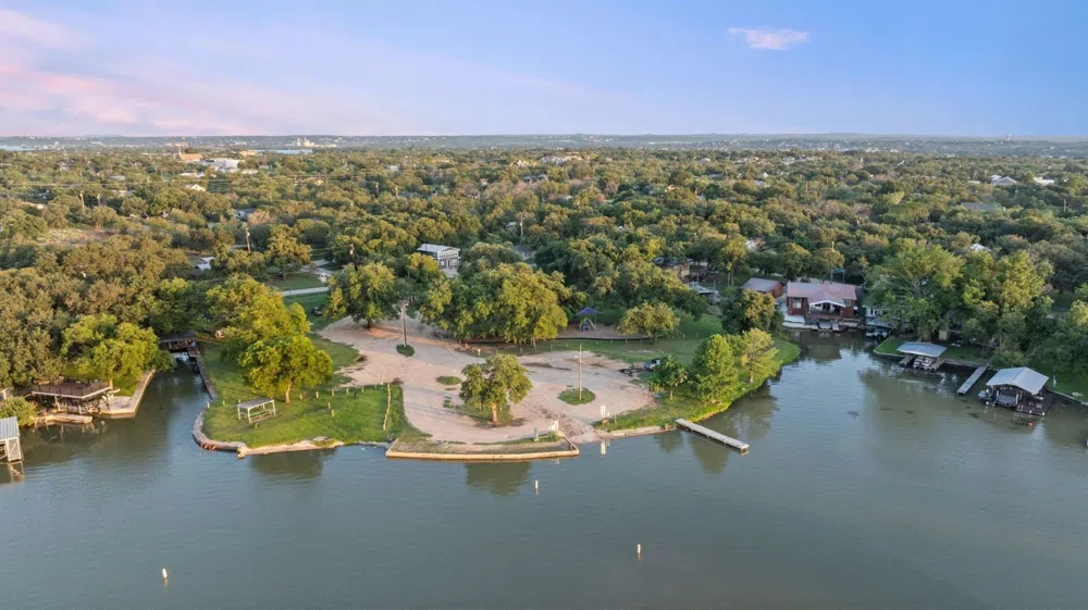 115 W Bluebriar Drive Marble Falls, TX 78654