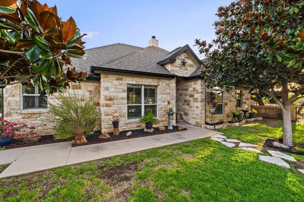 115 W Bluebriar Drive Marble Falls, TX 78654