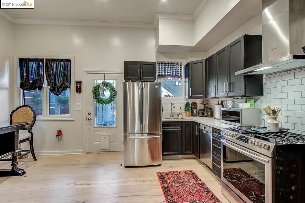 3139 West St Oakland, CA 94608