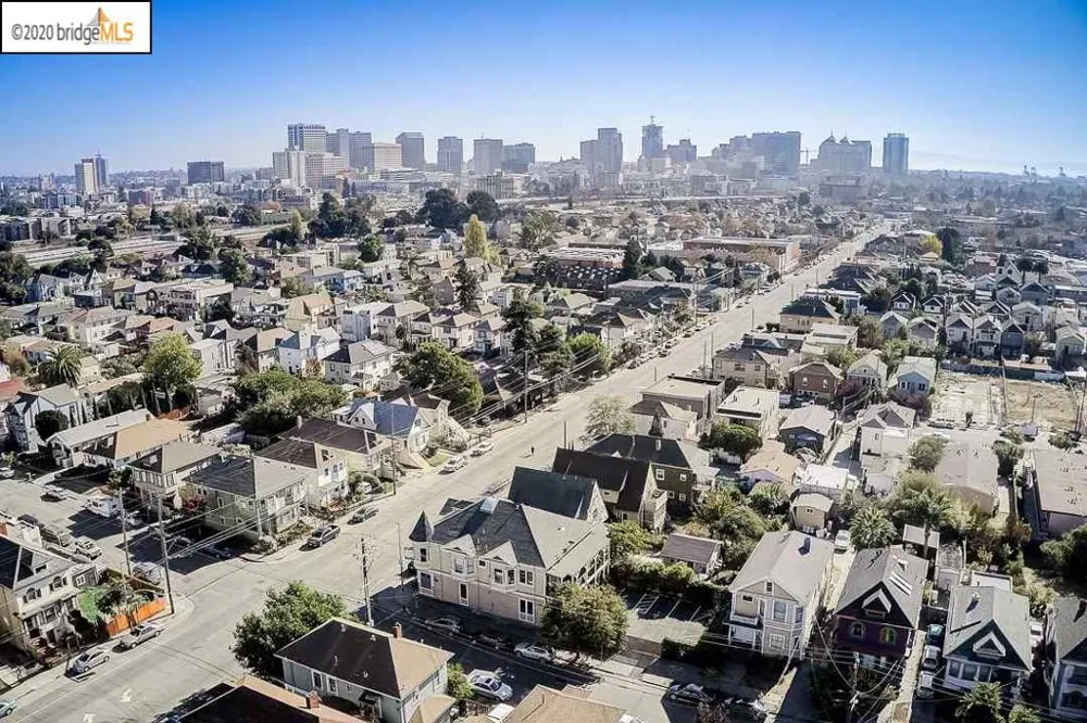 3139 West St Oakland, CA 94608