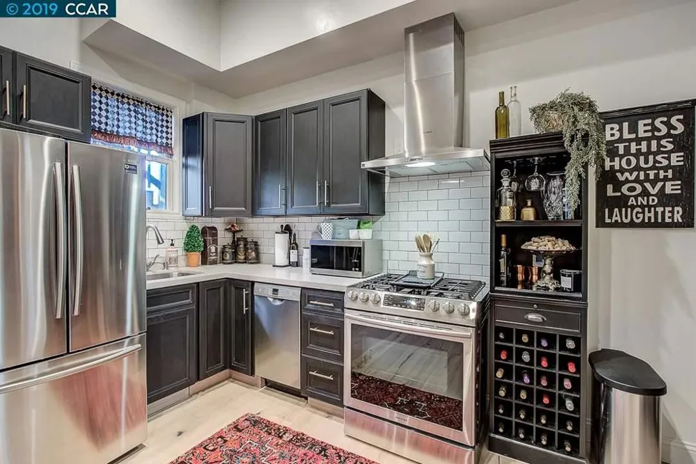 3139 West St Oakland, CA 94608