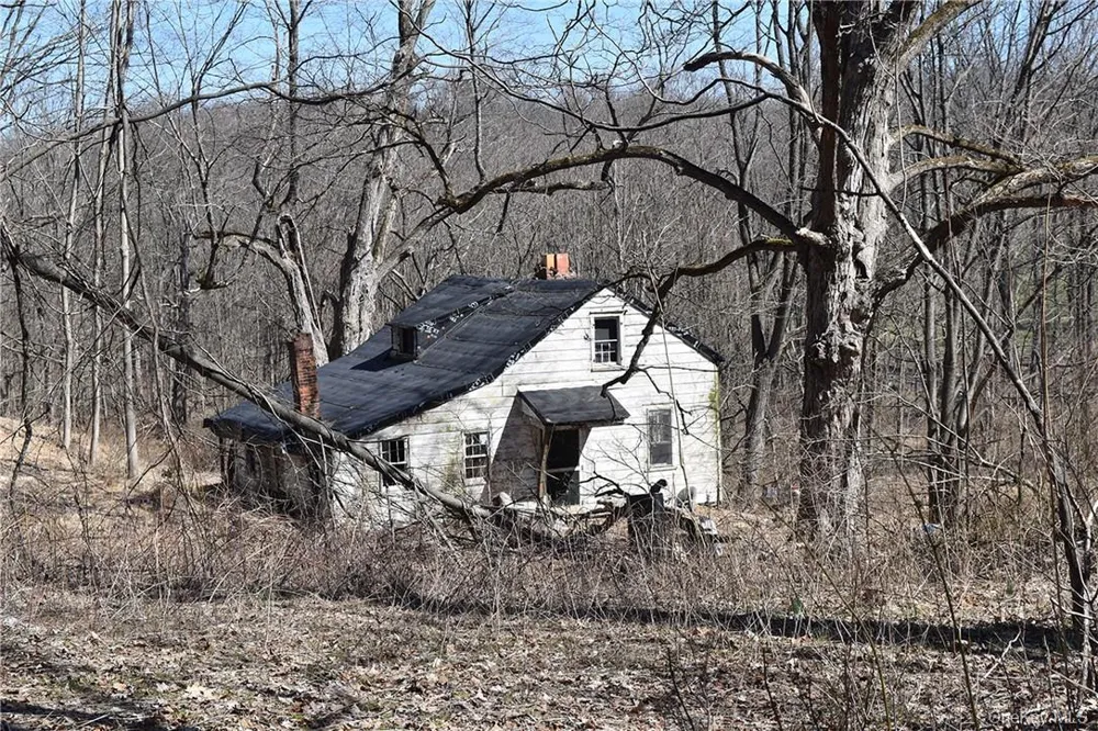 79-85 Miller Road Rhinebeck, NY 12572