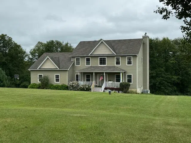 8 Twin Oaks Drive Campbell Hall, NY 10916