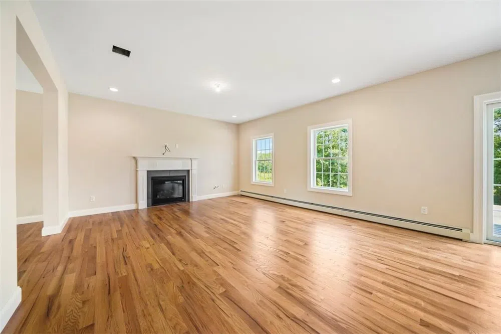8 Twin Oaks Drive Campbell Hall, NY 10916